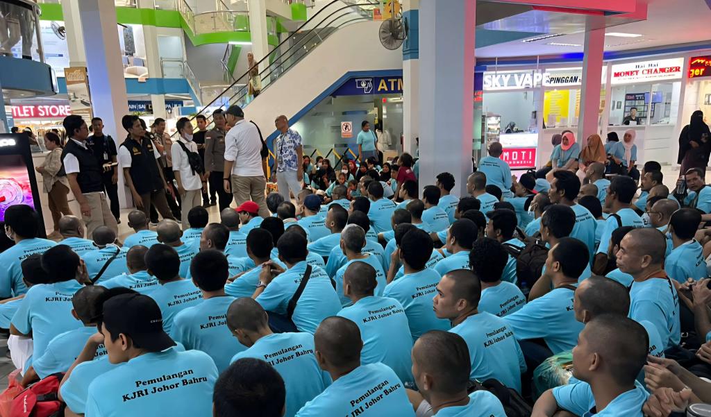 KJRI Johor Bahru Pulangkan 230 WNI/PMI Dari Malaysia Via Batam