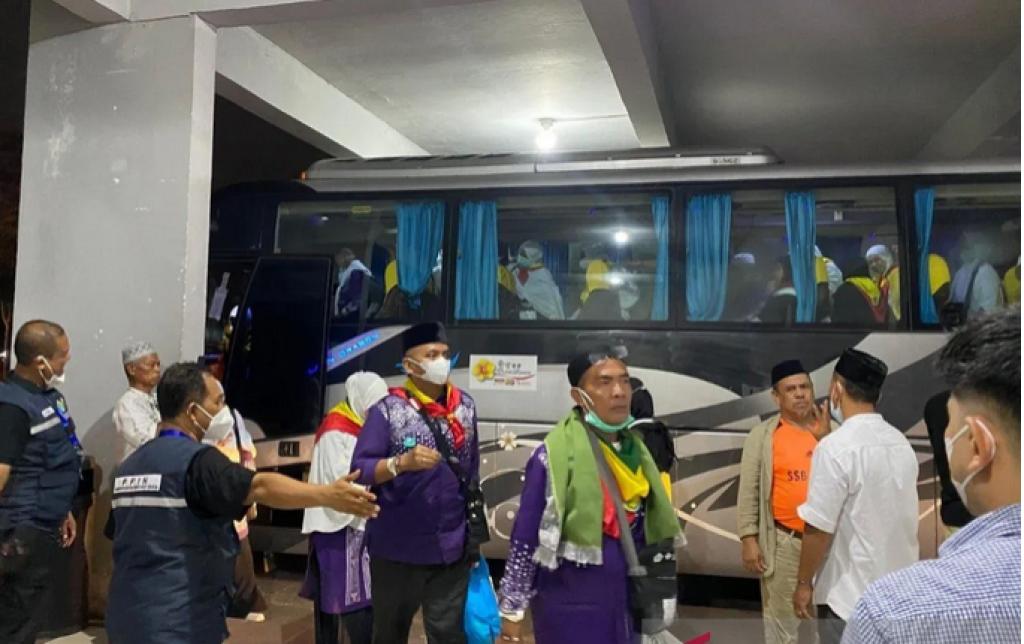 Jamaah Haji Asal Natuna Tiba di Batam, Kembali ke Natuna 17 Juni