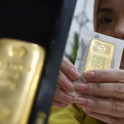Harga Emas Antam Turun Drastis Rp33.000, Ini Rinciannya Per Kamis 1 Mei 2025