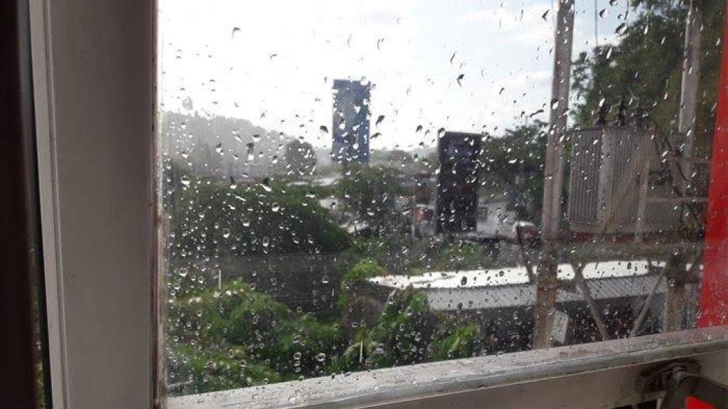 Hujan Mendominasi Hari ini, BMKG Imbau Warga Riau Waspada