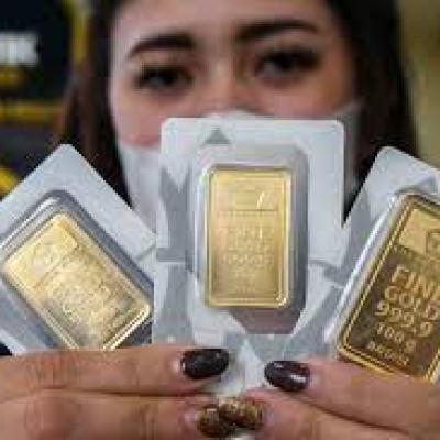 Harga Emas Antam Stagnan di Rp 1,781 Juta/Gram, Buyback Tetap Rp 1,633 Juta