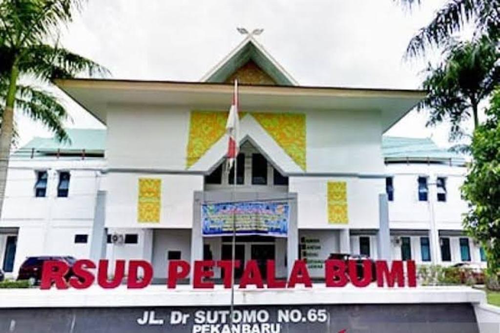 RSUD Petala Bumi Peringati HUT ke-17, Ini Pesan Gubernur Wahid Kepada Manajemen