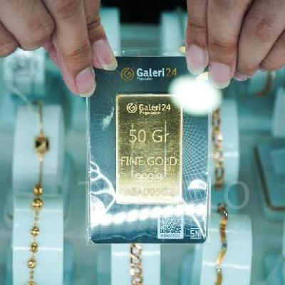 Harga Emas Antam Turun Tajam Hari Ini, Cek Daftar Terbarunya!