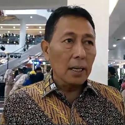 Pemprov Kepri Tetap Bagikan Seragam Gratis Tahun ini, Tapi Hanya Satu Pasang