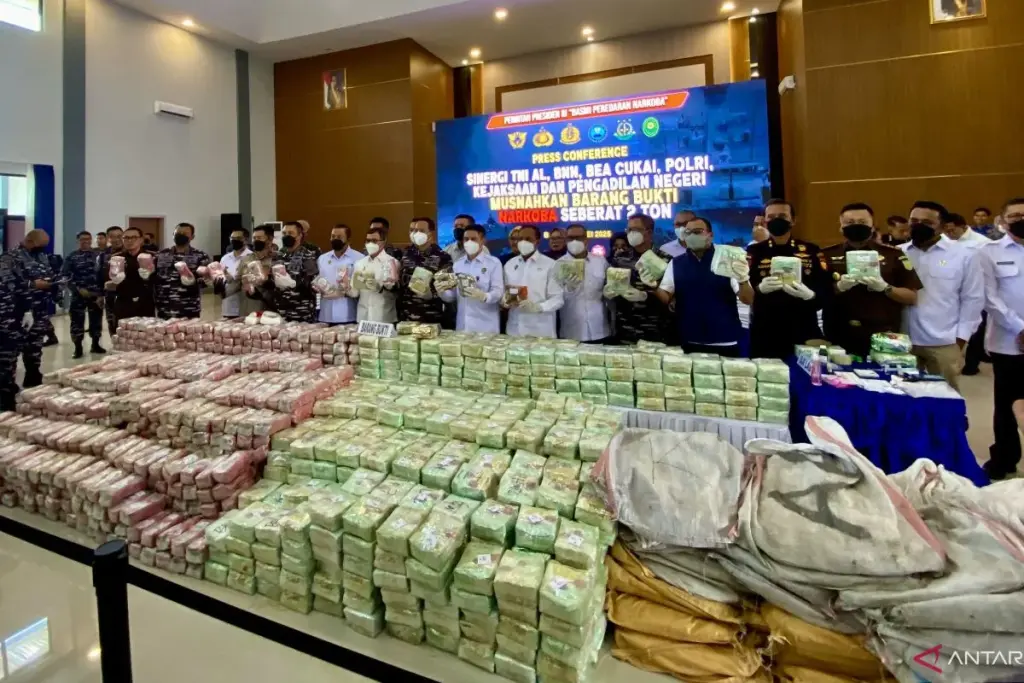 Dua Ton Narkoba Selundupan Dimusnahkan Aparat Hukum Kepri, Nilainya Mencapai Rp7,5 T
