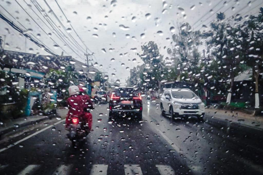 Waspada Cuaca Ekstrem di Riau Akhir Pekan ini