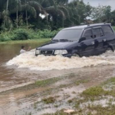 Jelang Akhir Tahun, Sejumlah Rumah di Sumbersari Terendam Banjir