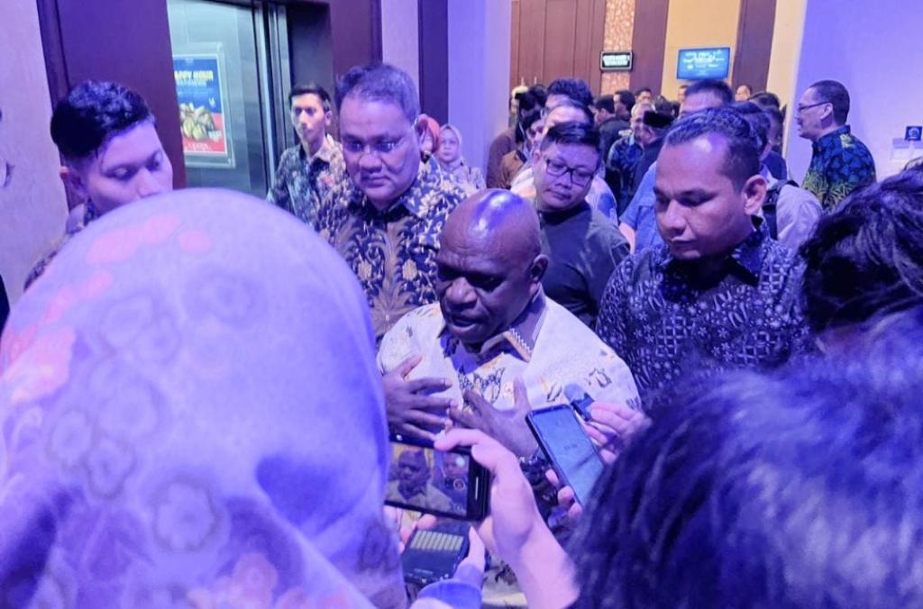 Mentri HAM Natalius Pigai Tegaskan Peran Media dalam Demokrasi Era Prabowo Subianto