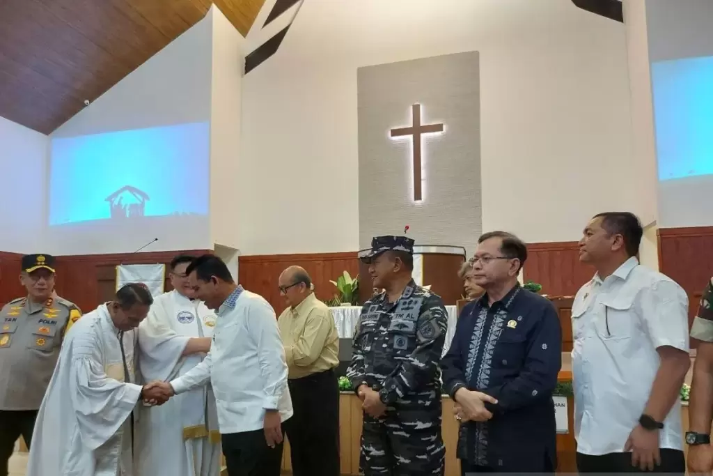 Gubernur Ansar dan Kapolda Pastikan Malam Natal di Kepri Berjalan Kondusif