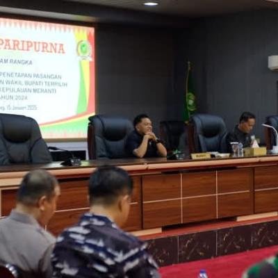 DPRD Kepulauan Meranti Resmi Umumkan Asmar-Muzamil sebagai Bupati dan Wakil Bupati 2025-2030