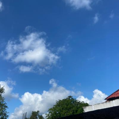 Prakiraan Cuaca Kepri Hari Ini: Berawan, Ada Potensi Hujan Ringan