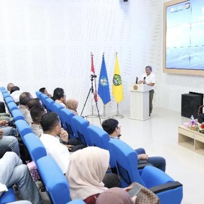 Kapolda Riau Paparkan Konsep Green Policing Kepada Mahasiswa Unri