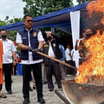 Barang Haram Senilai Rp133 Miliar Dimusnahkan Ditresnarkoba Polda Riau
