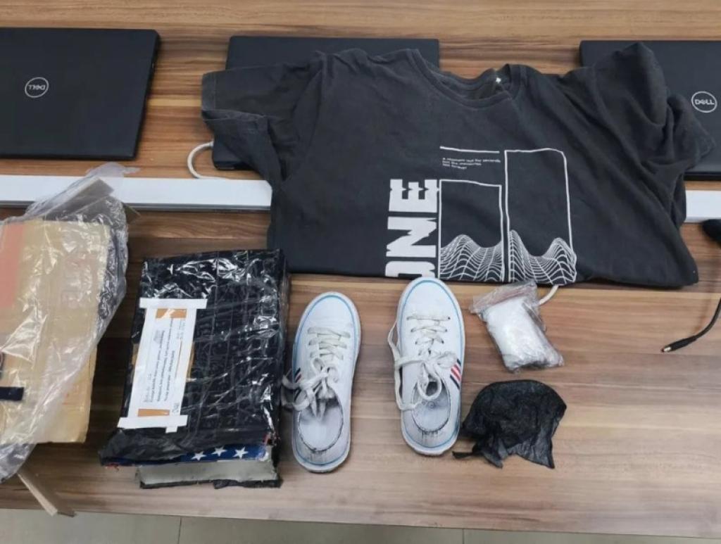 Tim Keamanan Bandara SSK II Pekanbaru Gagalkan Penyelundupan Sabu dalam Sepatu Anak