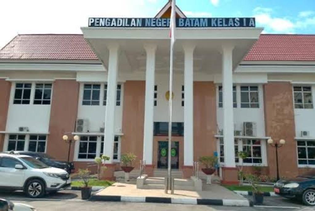 Putusan Kontras Kapal MT Arman 114: Dirampas Negara di Pidana, Dikembalikan ke Pemilik  di Perdata