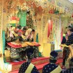 Ribuan Orang Saksikan Penabalan Gelar Adat Agung Nugroho - Markarius di LAMR Pekanbaru
