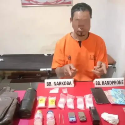 Pengedar Narkoba di Tapung Dicokok Polisi Saat Sedang Tidur Lelap di Rumah