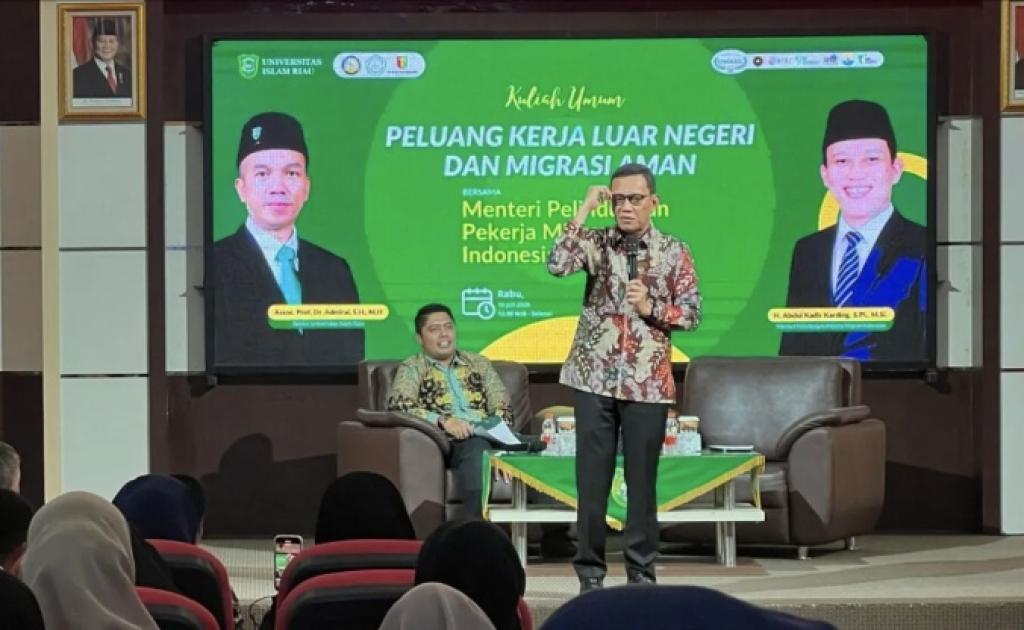 Menteri P2MI Ajak Anak Muda Riau Berani Kerja ke Luar Negeri