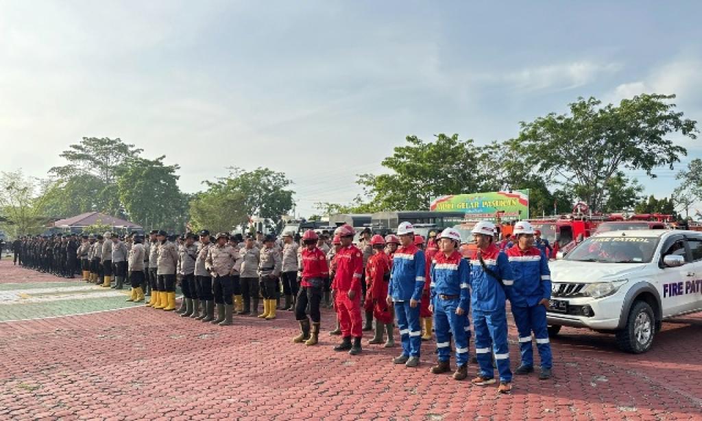 Tim Tanggap Darurat Kebakaran PHR Kolaborasi dengan Stake Holder Padamkan Karhutla di Rokan Hilir