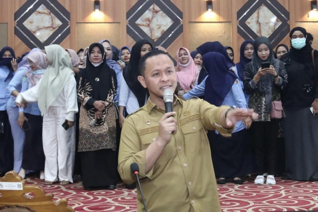 Agung Nugroho Adakan Sayembara Jemput Anak Putus Sekolah Untuk Seluruh Kader Posyandu di Pekanbaru