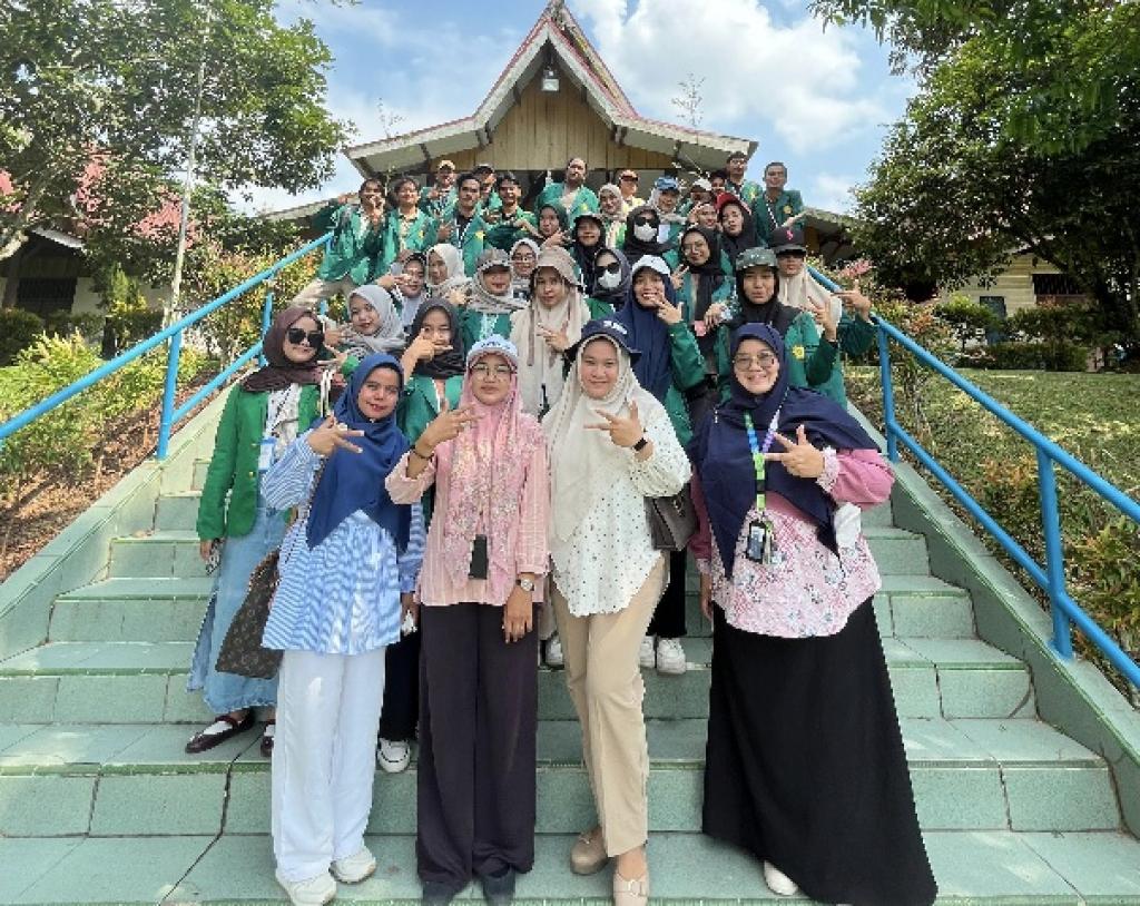 Kunjungan Industri ke PT RAPP, Prodi Humas UMRI Bekali Mahasiswa Dengan Pengalaman Nyata