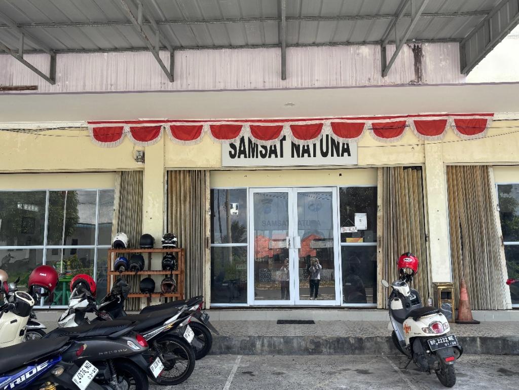 Warga Natuna Antusias Manfaatkan Pemutihan Pajak Kendaraan