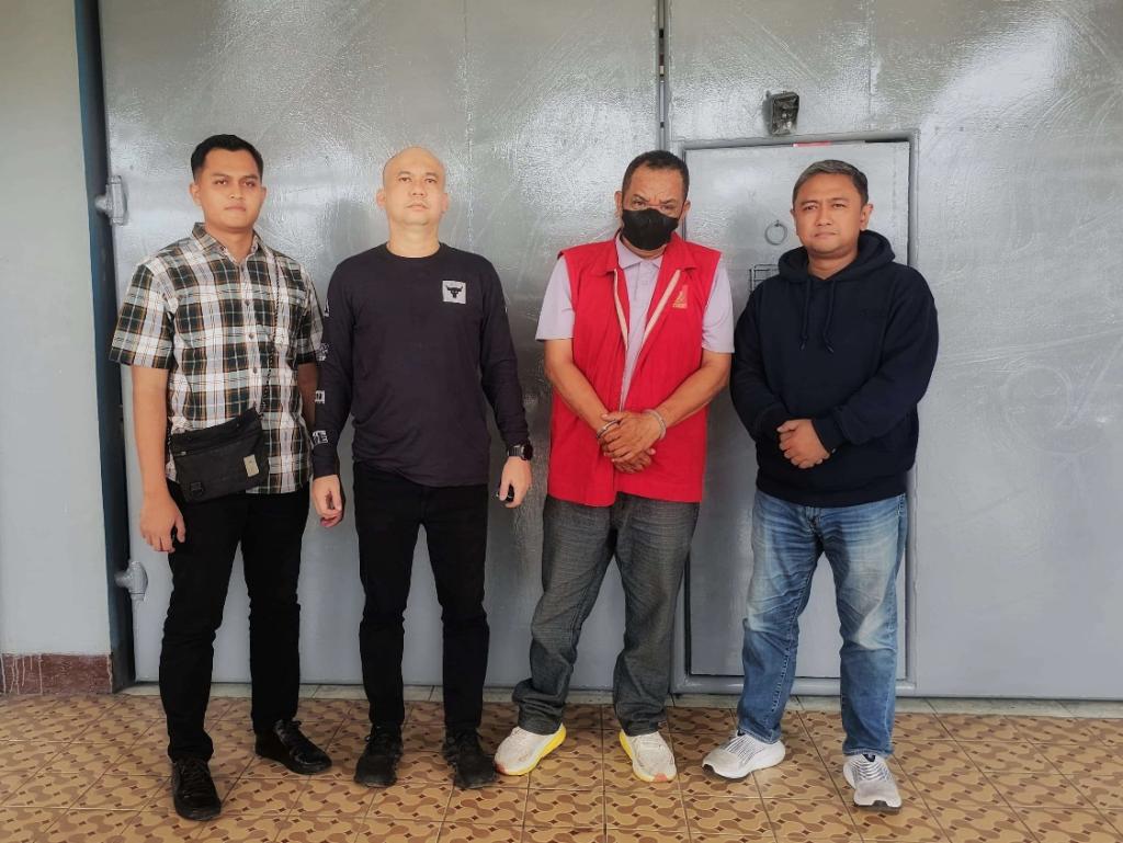 Tim Tabur Kejati Kepri Tangkap Buronan Kasus Pengrusakan di NTT