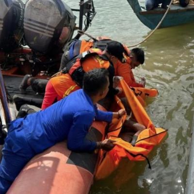 Setelah Dua Hari Pencarian, Jasad Pekerja yang Jatuh ke Laut di Batam Ditemukan