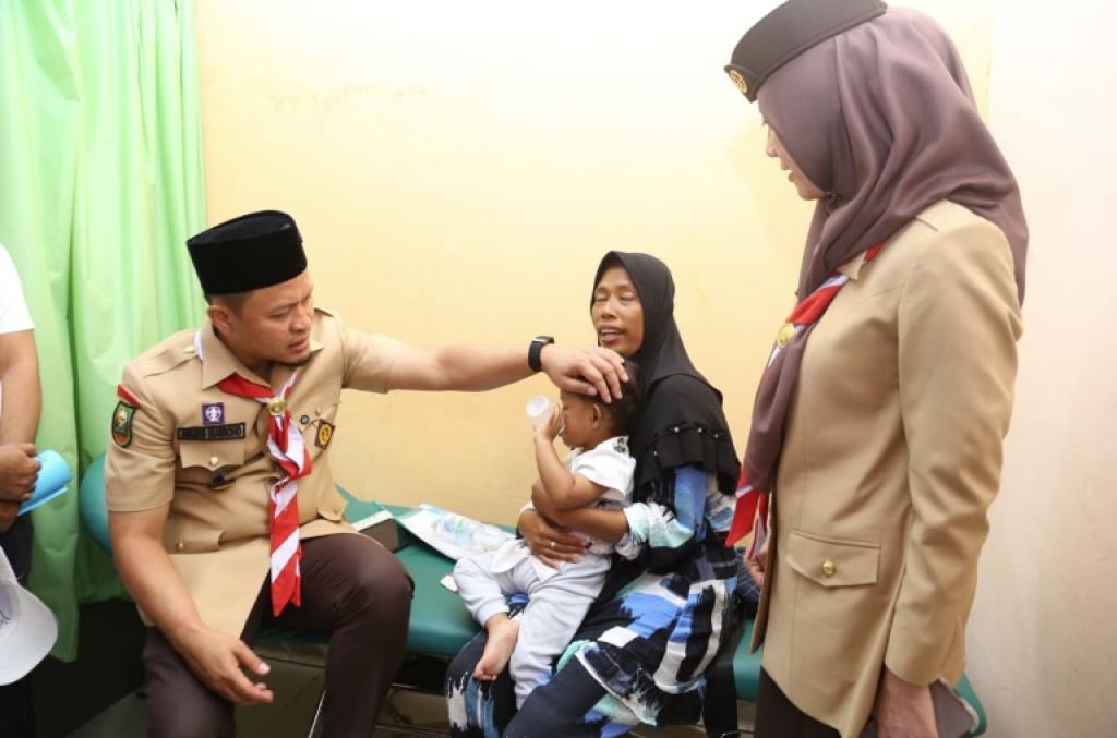 Wali Kota Pekanbaru, Agung Nugroho Jenguk Korban Gigitan Anjing Rabies