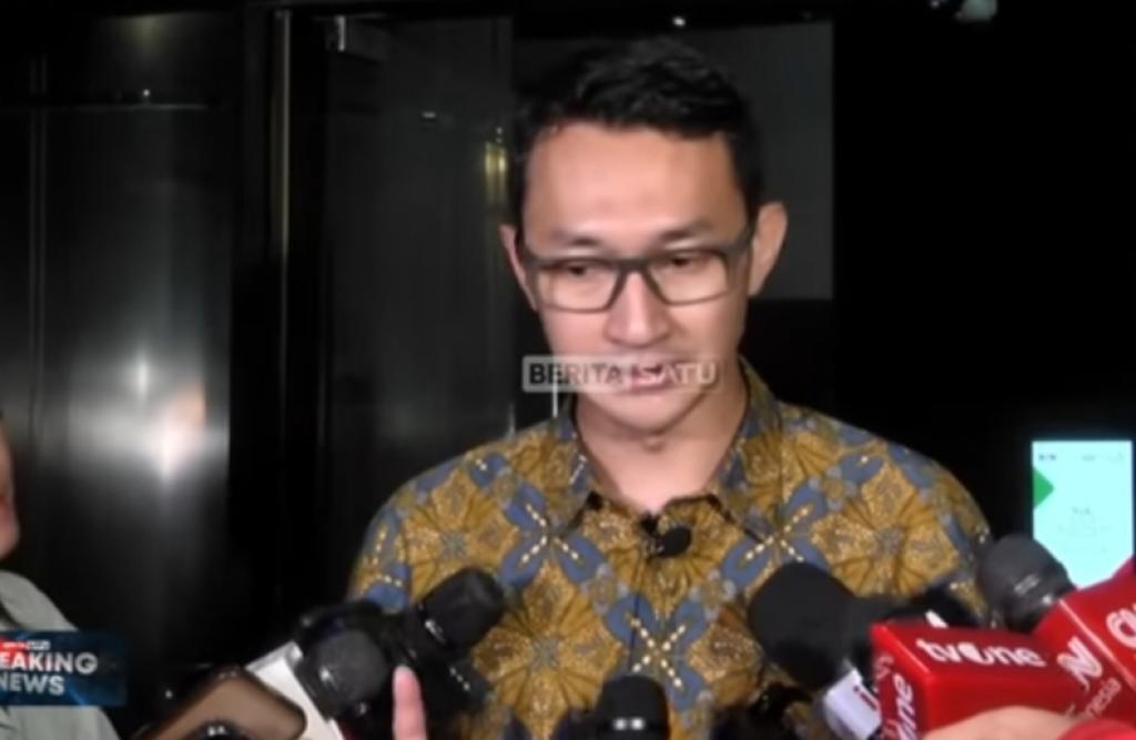 KPK Sudah Tetapkan Siapa Saja Tersangka OTT di Riau, Hari Ini Bakal Diumukan Secara Resmi