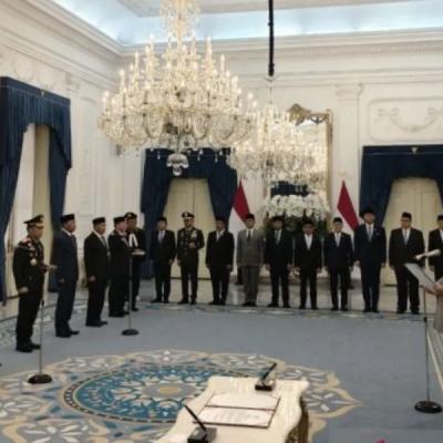 Diketuai Jimly Asshiddiqie, Prabowo Lantik 10 Anggota Komite Reformasi Polri