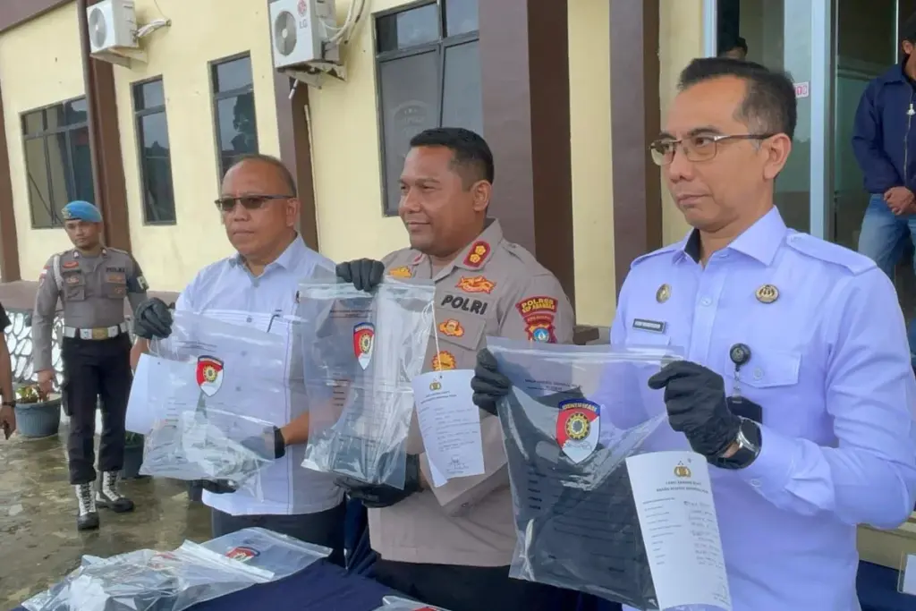 Polres Anambas Tangkap Camat Siantan Tengah Saat Konsumsi Sabu di Kantor
