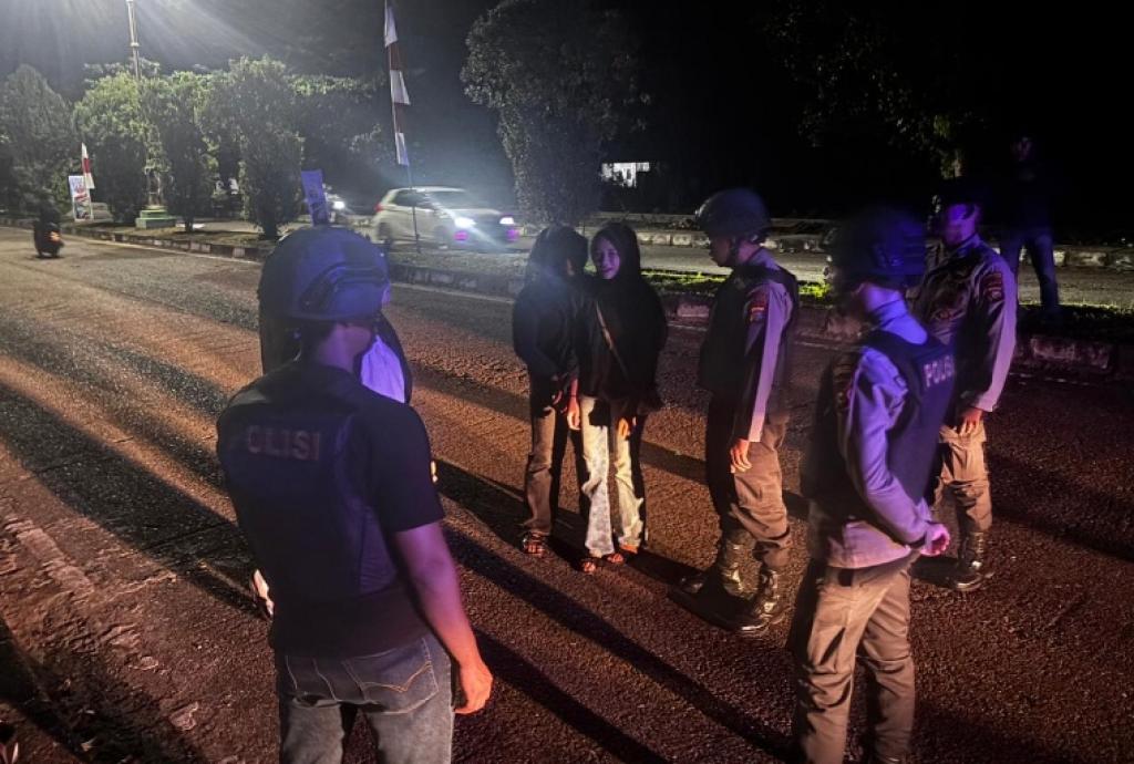 Polres Kuansing Laksanakan Patroli Tim RAGA untuk Jaga Keamanan Kota Taluk Kuantan