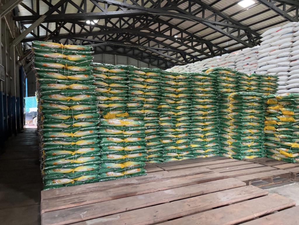 Stok Beras SPHP di Bulog Natuna Aman Jelang Nataru 2025