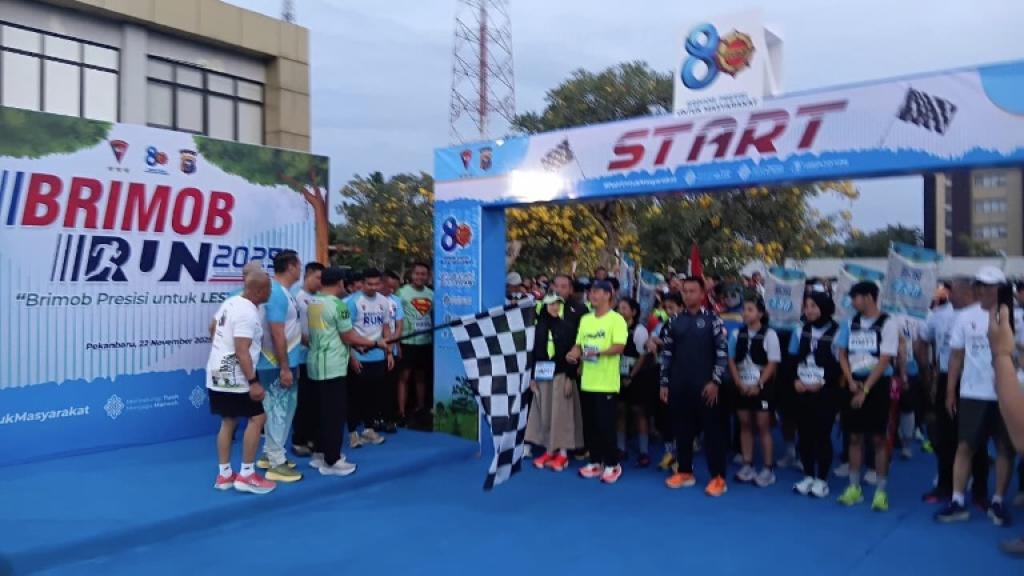 Brimob Run 2025 Meriah, Kapolda Riau Ajak Masyarakat Peduli Alam dan Selamatkan TNTN