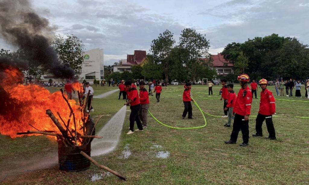 PT Arara Abadi Gelar Simulasi dan Pelatihan Dasar kepada Mahasiswa Relawan Peduli Api Universitas Riau