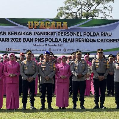 Pimpin Kenaikan Pangkat 1.137 Personel, Kapolda Riau Ingatkan Soal Tanggung Jawab Lebih Besar