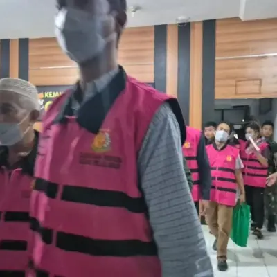 Kejari Pelalawan Tahan 6 ASN Terlibat Korupsi Penyaluran Pupuk Subsidi