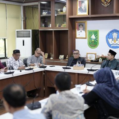 PGRI Riau Kawal Nasib 401 Guru Bantu yang Belum Terakomodasi PPPK