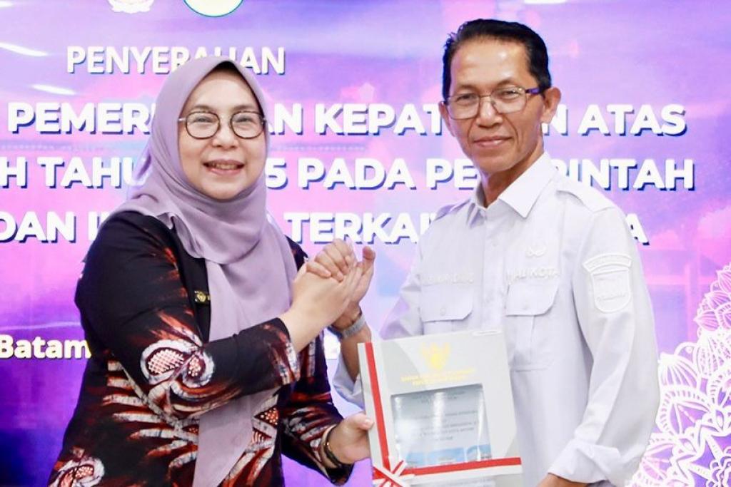 Terima LHP BPK 2025, Amsakar Tegaskan Komitmen Perkuat Tata Kelola Keuangan Daerah