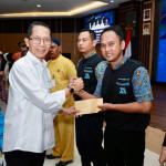 Pemko Batam dan Korpri Salurkan Santunan Sosial untuk Keluarga ASN