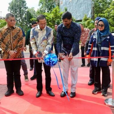 Wali Kota Batam Resmikan Revitalisasi Lapangan Dataran Engku Putri Hasil CSR Perusahaan