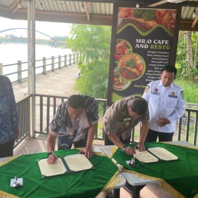 Pemkab Inhu dan Pemko Pekanbaru Teken Kesepakatan Kerja Sama Pengembangan Potensi Daerah