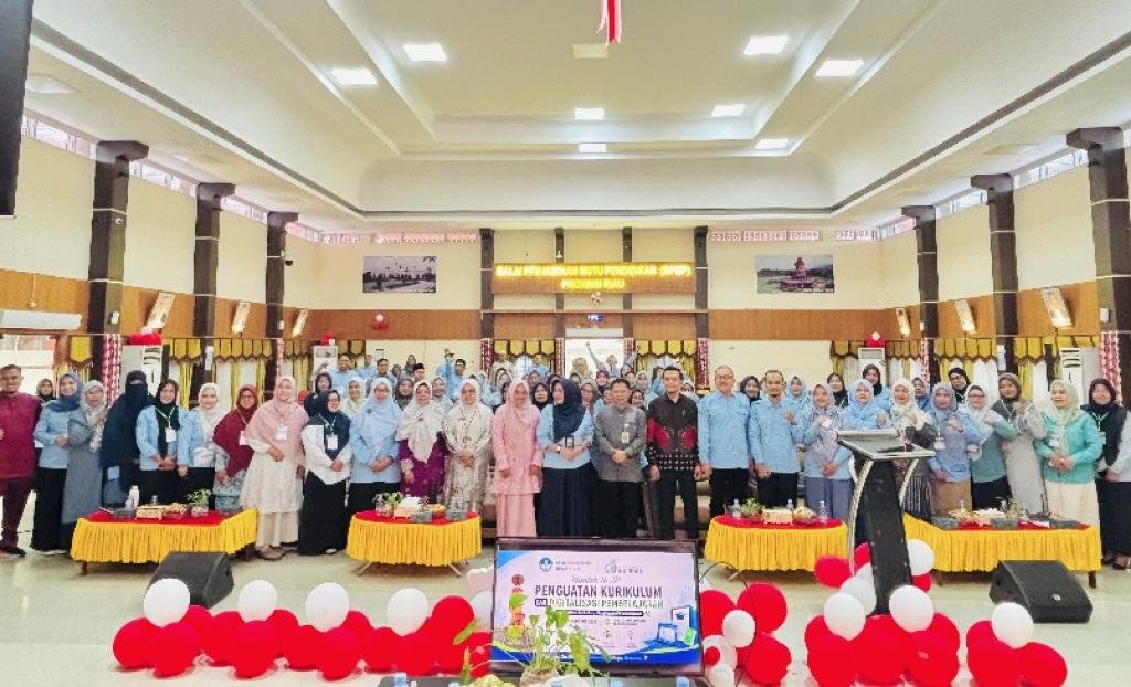 Komunitas Akademi GaSinG Riau Gelar Pelatihan Intensif Pembelajaran Mendalam di Riau
