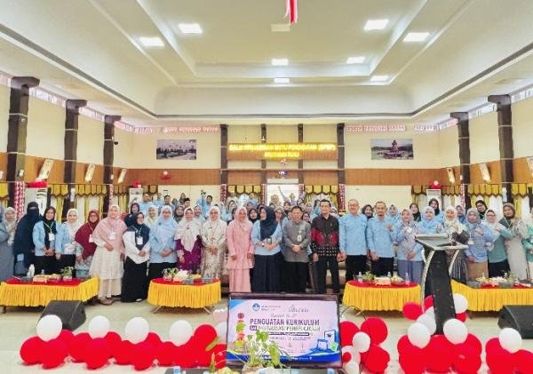 Komunitas Akademi GaSinG Riau Gelar Pelatihan Intensif Pembelajaran Mendalam di Riau