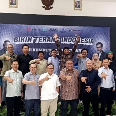 Buka UKW, Teguh Santosa Dorong Wartawan Perkuat Riset di Tengah Banjir Informasi Digital