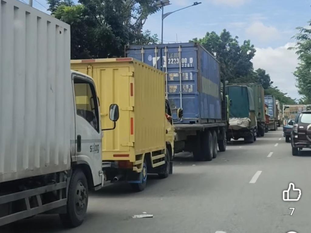 Antrean Solar di SPBU Pekanbaru Meluber ke Jalan, Dishub Minta Pengelola Tertibkan