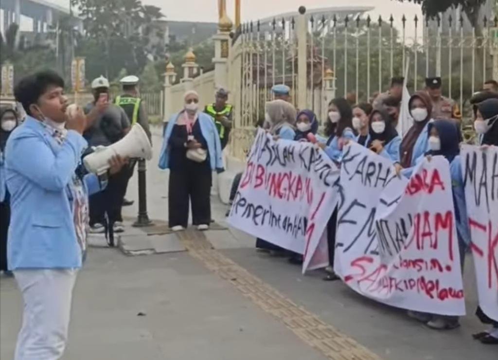 Mahasiswa Unri Protes Kabut Asap, Desak Pemerintah Serius Tangani Karhutla