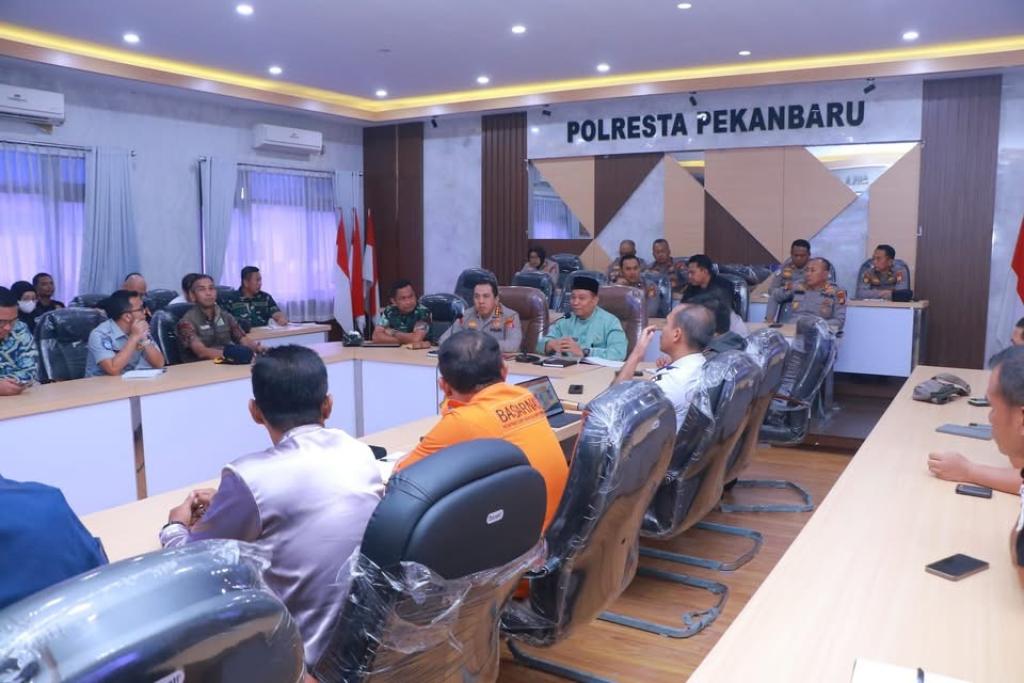 Wakil Walikota Pekanbaru Tegaskan Komitmen Perbaikan Jalan untuk Mudik Idul Fitri 1446 H