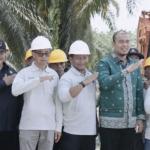 Bupati Inhu Buka Program Peremajaan Sawit Rakyat di Batang Cenaku